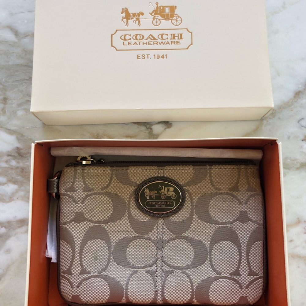COACH Classic Grey Monochrome Wristlet